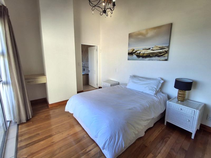 6 Bedroom Property for Sale in Duyker Eiland Western Cape